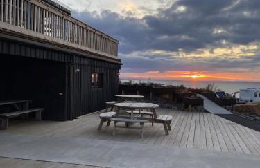 The Corner House - Photo 36