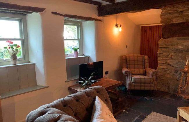 Idlewild Animal Sanctuary Farmhouse Stay - Charity - Photo 13