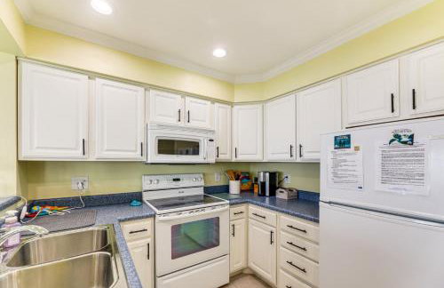 Marina Views, Walk to Beach: Atlantic Beach Condo! - Foto 10
