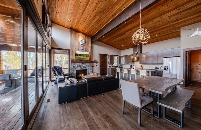 Treehouse at the Wilderness Club - Photo 37