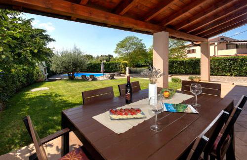 Villa Nina with Private pool near Poreč - Foto 2