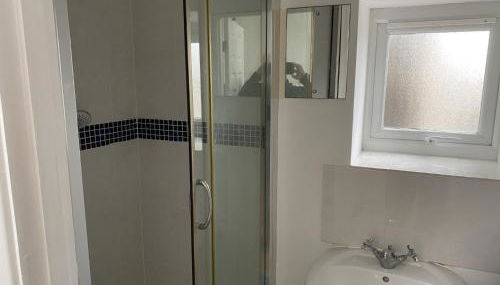 Charming 3 bedroom flint cottage - Foto 5