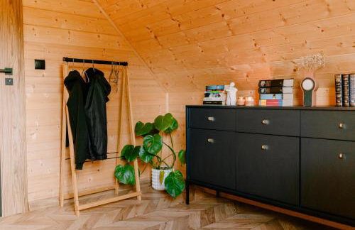 LasHouse - Nowoczesna stodoła z widokiem na las - Foto 17