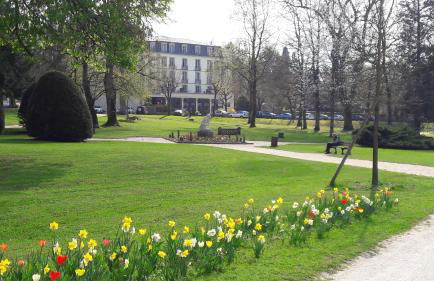 HOTEL CERISE - LES SOURCES Luxeuil-les-Bains - Foto 38