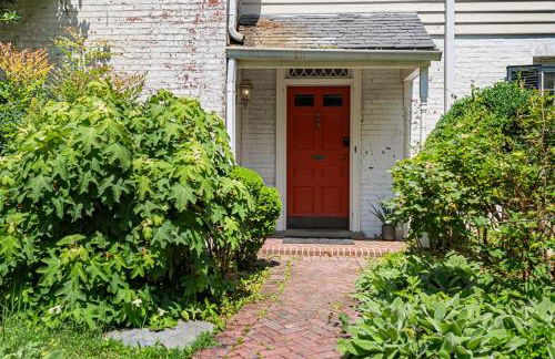 7BR Historic Estate Private Yard Near DC and Old Town - Vassar - Foto 7