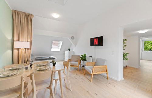 Moderne Monteurwohnungen in Nürtingen Zentrum Kitchen, Wifi, Smart TV - Photo 1