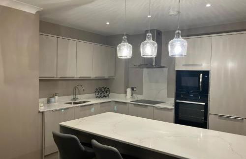 Buckingham Court - Photo 3