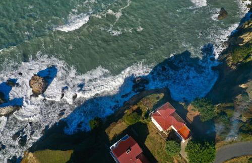 Magnificent Oceanview by OceanviewHotTubs Oceanfront! Shelter Cove, CA Tesla EV station - Foto 28