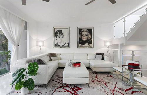 Luxury Mansion, Game Room, Pool, Rooftop, Skyline, Walk to Las Olas - Foto 65