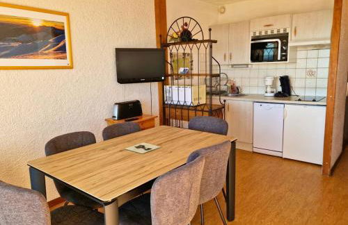 Appart 6 pers, balcon sud, coeur station, animaux admis, parking, WiFi, lave-vaisselle - FR-1-393-87 - Foto 5