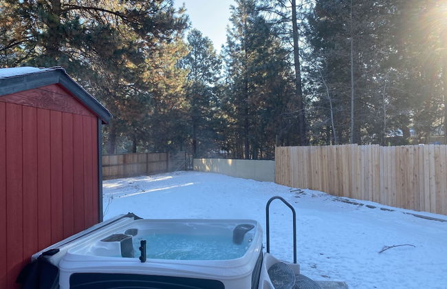 Quiet River Bend Cabin by Avantstay 35 Mins to Mt Bachelor 10 Mins to Town Centre Hot Tub - Foto 4