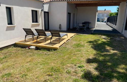 Maison moderne plain-pied 3 chambres jardin préau - Foto 23