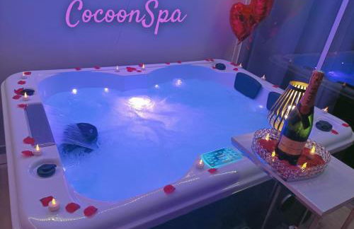 CocoonSPA LoveRoom Jacuzzi - Foto 1