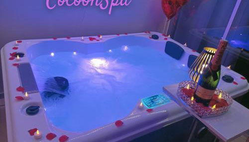 CocoonSPA LoveRoom Jacuzzi - Foto 1