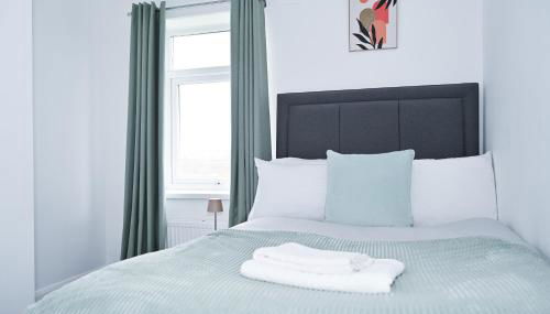 Contractor-Friendly 3Bed & Holiday Let - Walk to Metro - Free Driveway Parking, Sleeps 6 - Close to City Centre - Foto 4, towels