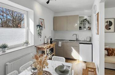 MEGHA Living - 2 Zimmer Appartments mit Küche - Zentral - Foto 59