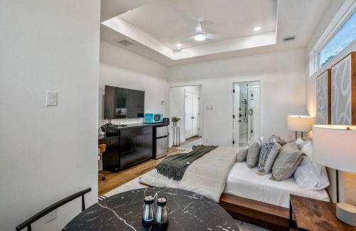 Nestled Nook Studio #2 @ East End Revitalized - Foto 12