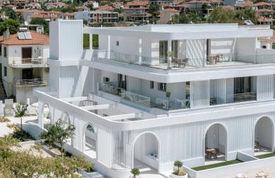 FOS Luxury Suites - Photo 1