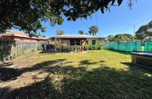 Fort Lauderdale Gem Private Yard and Patio - Foto 30