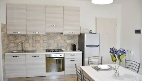 Casa Vacanze APPARTAMENTO NONNA SILVANA - Foto 3