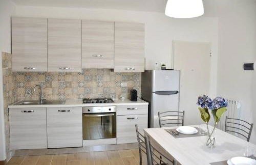 Casa Vacanze APPARTAMENTO NONNA SILVANA - Foto 3