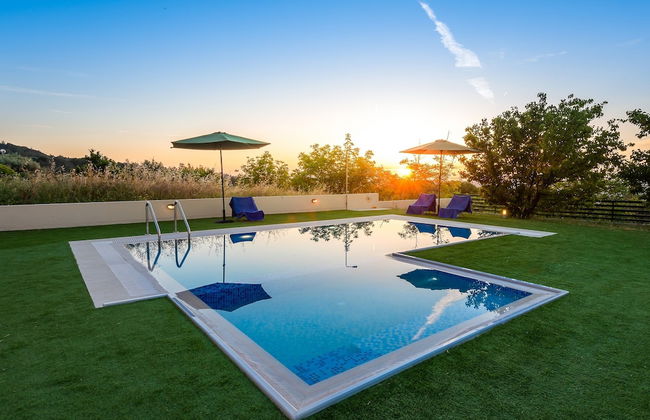 Anemos Villa in Salakos - Photo 21