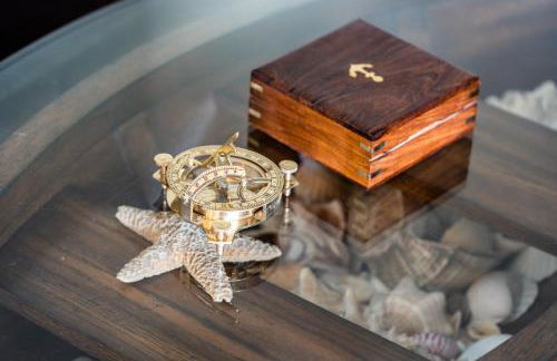 Natalie's Nook, Lake Hideaway near Downtown Fun! - Foto 12