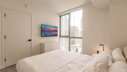 Exclusive Condo w Beautiful City Views and Full Amenities! - Foto 3