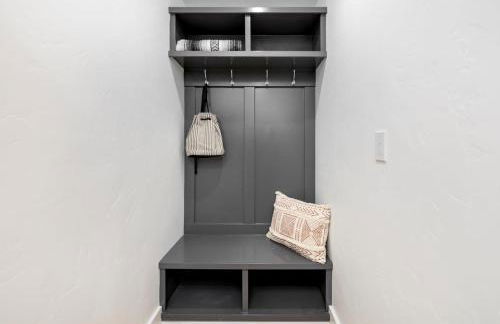 Mid Century Modern Boise-River Bungalow w/ Hot Tub - Foto 11