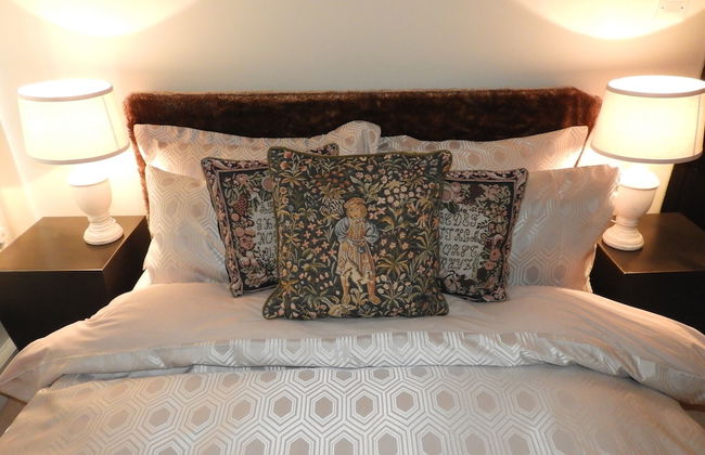 Henry VIII Cottage - Photo 5