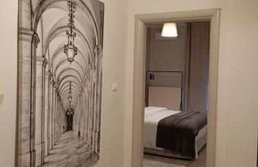 Anatoli 3 bedroom City Central Apartment - Foto 22