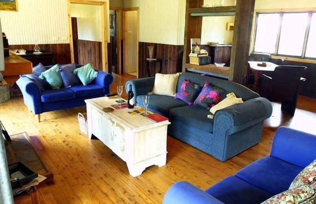 Lovedale Cottages - Photo 13