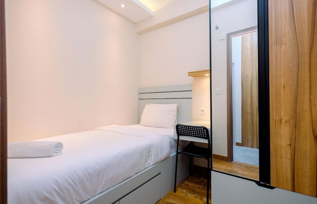 Best Homey and Comfort 2BR at Podomoro Golf View Apartment - Photo 7