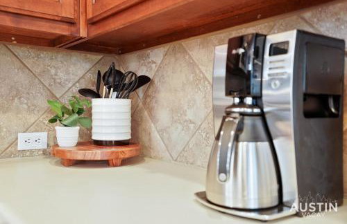 Beautiful King Accommodations, Luxury Linen, and Washer and Dryer - Foto 18