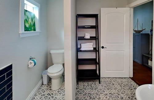 Yellow Belle on Avenue L - Foto 13