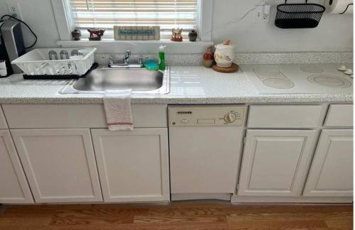 Large Studio1 Bedroom Or 2 BR Apartment Nr Ocean Center Main St Walk To Beach - Photo 44