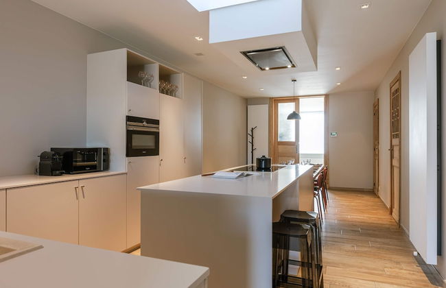 House Tilo Charming Holiday Home in Ypres for 8 Guests History Nature and Relaxation - Foto 12