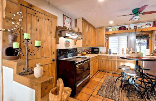 Pet-Friendly Clovis Home Yard, Pergola and Hot Tub - Foto 9