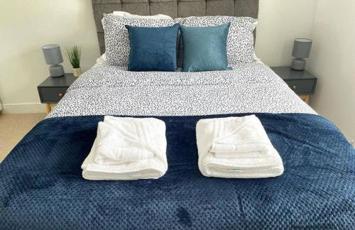 Exclusive 1 and 2 Bedroom Flats only 0,5 miles aw - Foto 45