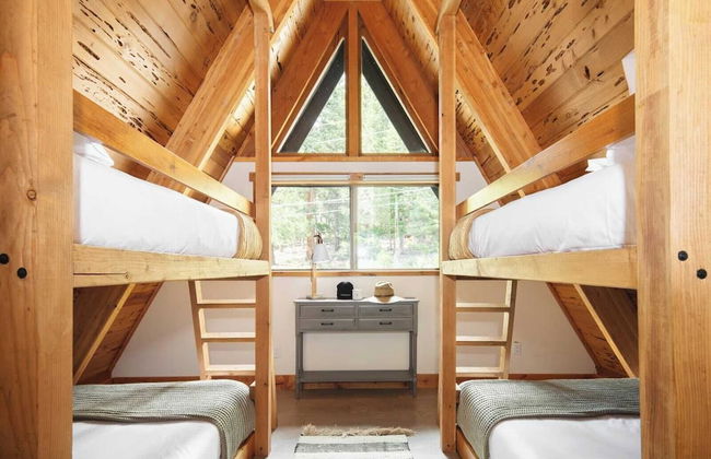 Timberline by Avantstay Stunning Chalet Cabin w/ Hot Tub, Pool Table & Home Theater! - Foto 19