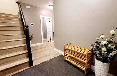 Cedar Getaway - Hot Tub, Private Sauna, Pool-Pong! - Foto 7