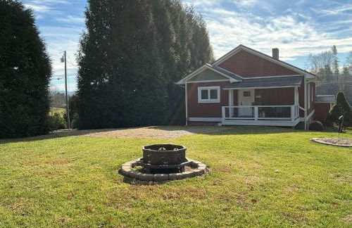 The Farmhouse at Wolfehaven - Foto 23