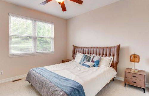 Yard, Home Gym, and Game Room Spacious Aurora Home - Foto 28