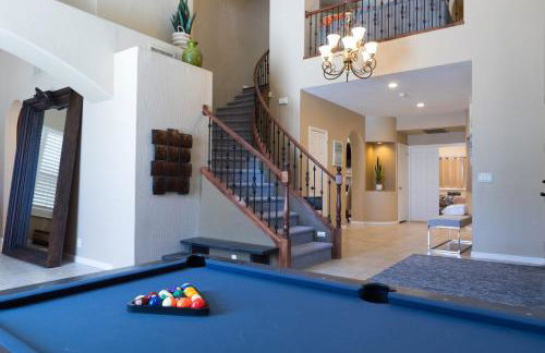 Desert Paradise Pool Spa Pickleball Putt Green - Foto 5