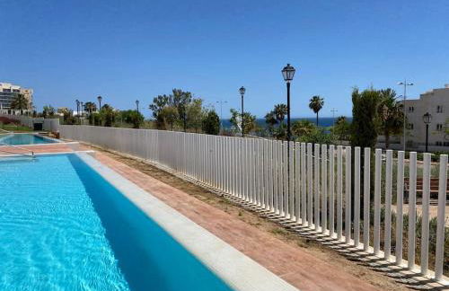 Deluxe sea view apartment with a swimming pool - Foto 23