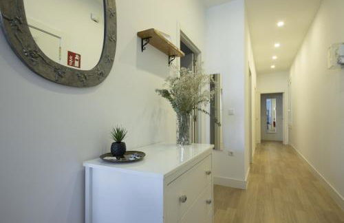 Easo Suits Family Friends Parking - Foto 31