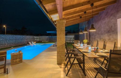 Gorgeous Home In Barban With Sauna - Photo 12