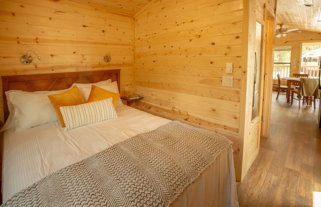 West Glacier Cabin Village - Photo 2