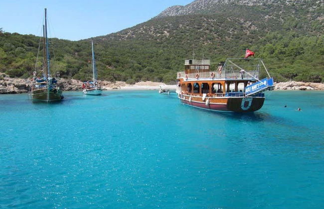 Kusadasi Coast Boat Tour - Photo 2