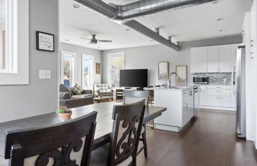 Spacious Home Garage Near Fountain Square-Family Friendly - Foto 18